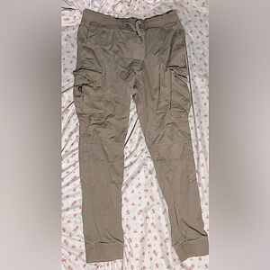 H&M cargo pants size(  M)men’s tan color